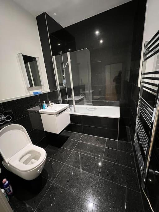 Cozy Modern Apartment In Croydon Central Dış mekan fotoğraf